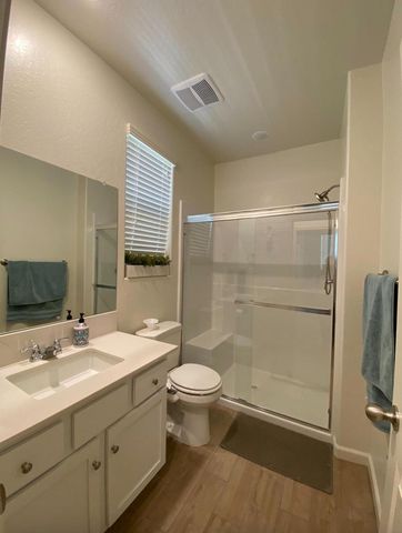 6585 E Huffman Ave, Fresno, CA 93727