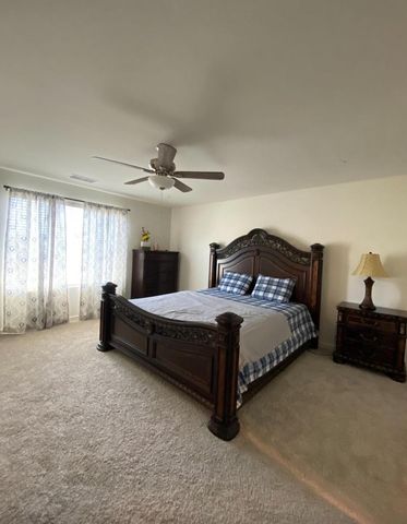 6585 E Huffman Ave, Fresno, CA 93727