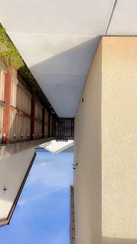 6585 E Huffman Ave, Fresno, CA 93727