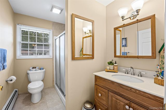 67 Broadway, Smithtown, NY 11787