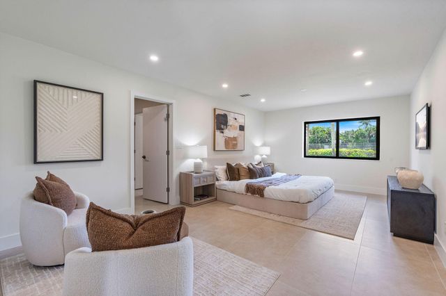 11851 NW 7TH Street, Plantation, FL 33325