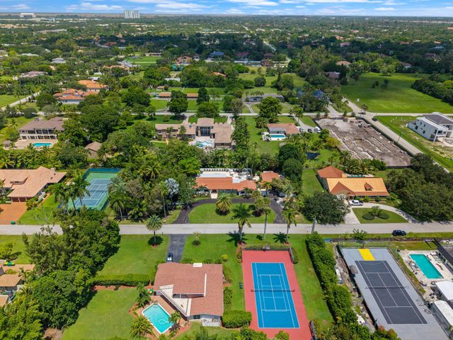 11851 NW 7TH Street, Plantation, FL 33325
