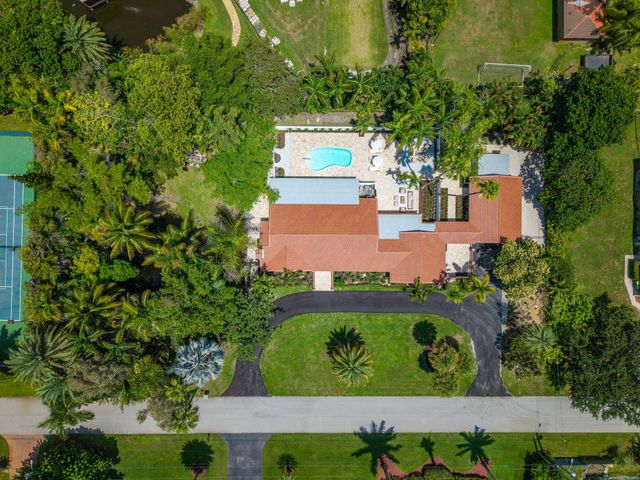 11851 NW 7TH Street, Plantation, FL 33325