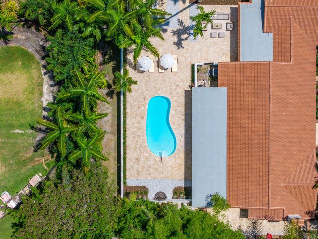 11851 NW 7TH Street, Plantation, FL 33325