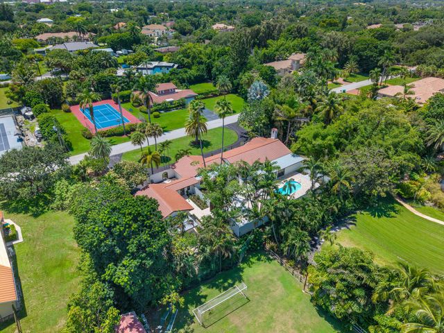 11851 NW 7TH Street, Plantation, FL 33325