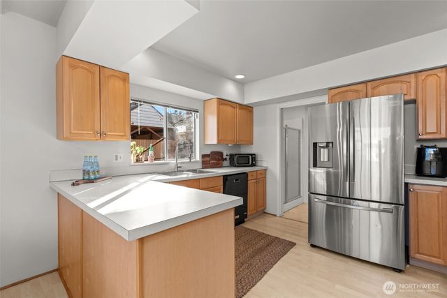 1721 McDougall Avenue, Everett, WA 98201