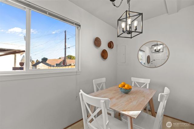 1721 McDougall Avenue, Everett, WA 98201