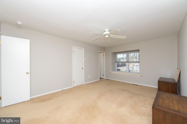 35 CROFTON COMMONS, Cherry Hill, NJ 08034