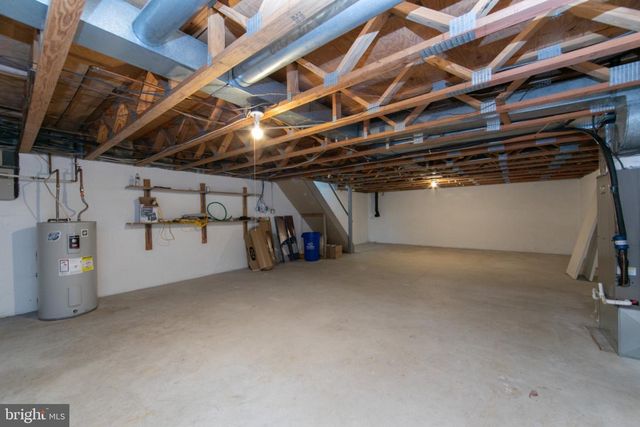 35 CROFTON COMMONS, Cherry Hill, NJ 08034