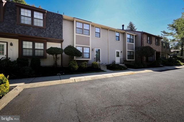 35 CROFTON COMMONS, Cherry Hill, NJ 08034