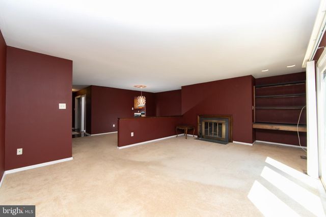 35 CROFTON COMMONS, Cherry Hill, NJ 08034
