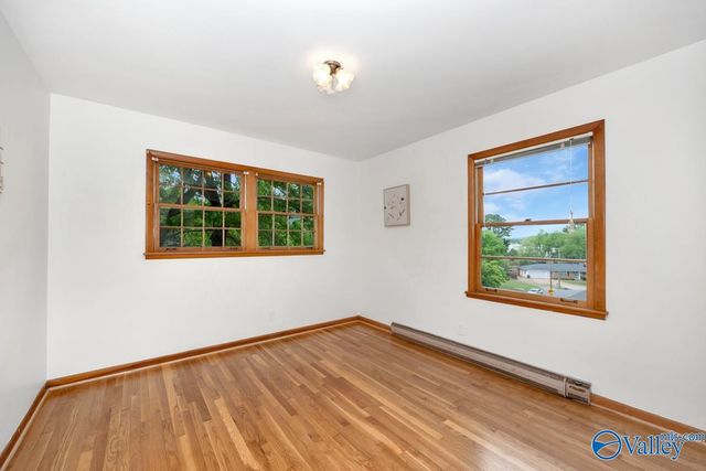 3909 Crestview Drive NW, Huntsville, AL 35816