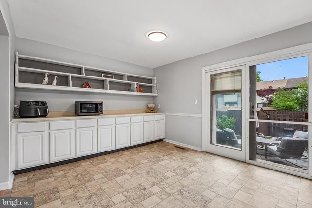 65 BENNINGTON DR, East Windsor, NJ 08520