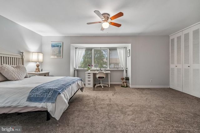 65 BENNINGTON DR, East Windsor, NJ 08520