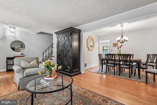65 BENNINGTON DR, East Windsor, NJ 08520