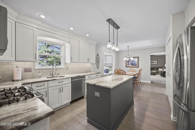 47 Higgins Road, Old Bridge, NJ 08857