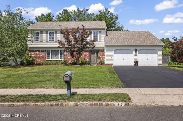 47 Higgins Road, Old Bridge, NJ 08857