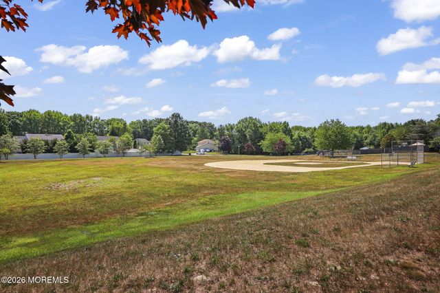47 Higgins Road, Old Bridge, NJ 08857
