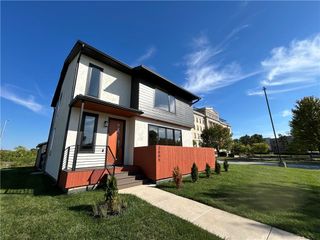 2605 W Paseo Boulevard, Kansas City, MO 64108