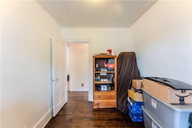 27 Cliffdale Avenue, Cranston, RI 02905