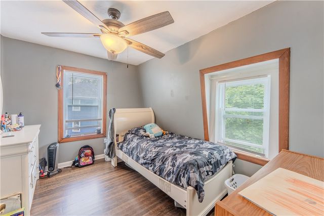 27 Cliffdale Avenue, Cranston, RI 02905