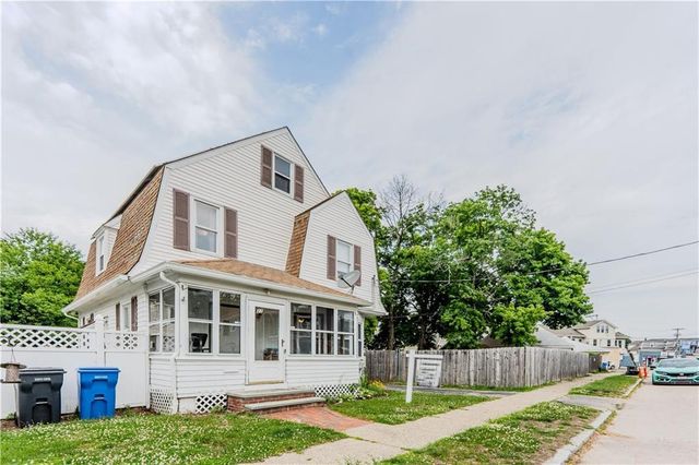 27 Cliffdale Avenue, Cranston, RI 02905