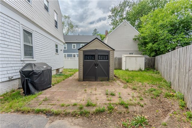 27 Cliffdale Avenue, Cranston, RI 02905