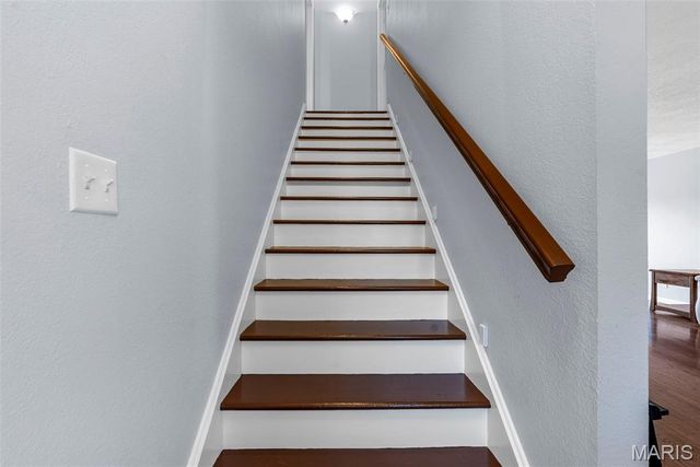 1937 N Commercial Avenue, St Clair, MO 63077