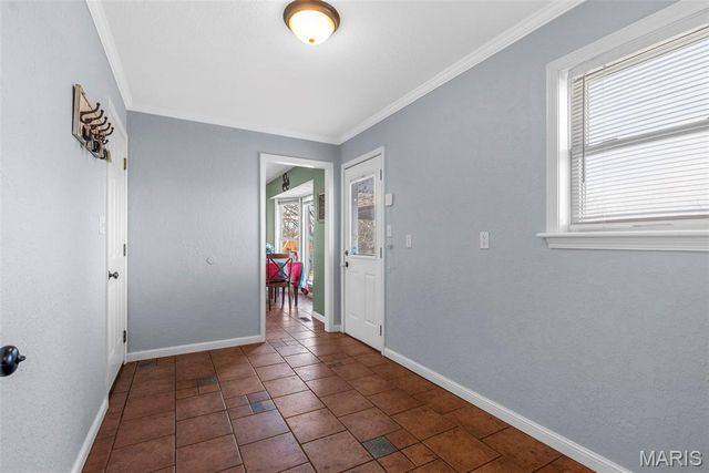 1937 N Commercial Avenue, St Clair, MO 63077