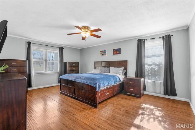 1937 N Commercial Avenue, St Clair, MO 63077