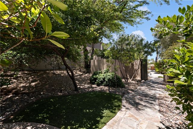 3084 Red Arrow Drive, Las Vegas, NV 89135