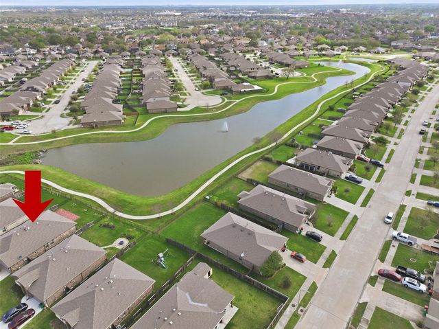 3914 Egyptian Goose Court, Baytown, TX 77521