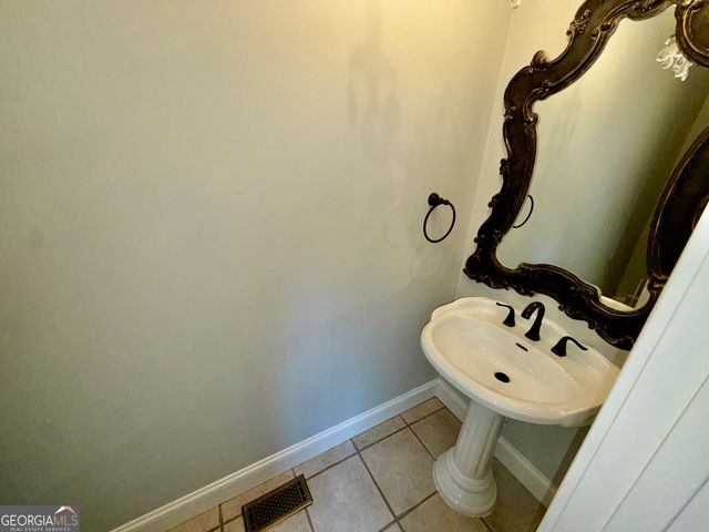 1836 Morningside Tr, Elberton, GA 30635