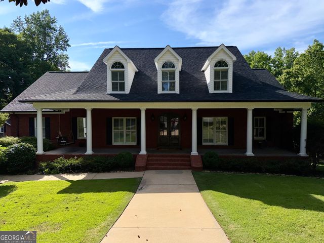 1836 Morningside Tr, Elberton, GA 30635