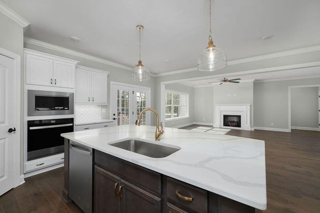 9863 Mayfly Road # 85, Ooltewah, TN 37363