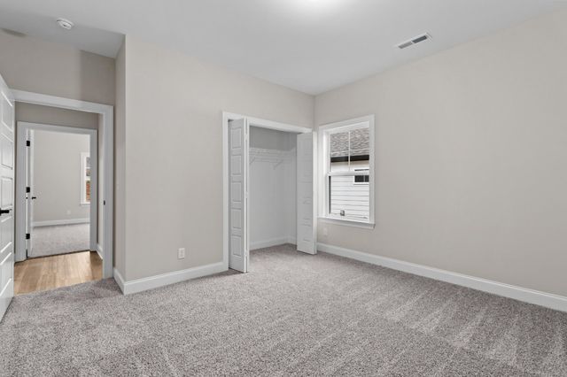 9863 Mayfly Road # 85, Ooltewah, TN 37363