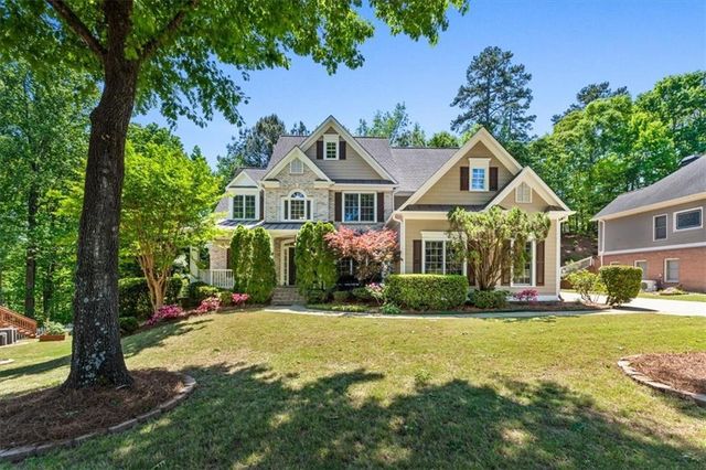 455 Hillcrest View Drive, Suwanee, GA 30024