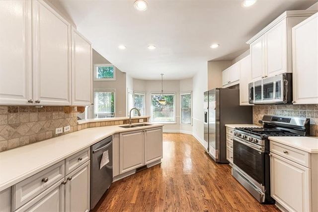 455 Hillcrest View Drive, Suwanee, GA 30024
