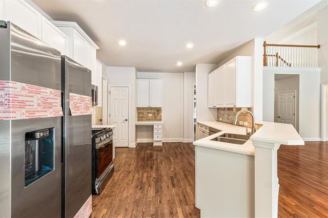 455 Hillcrest View Drive, Suwanee, GA 30024