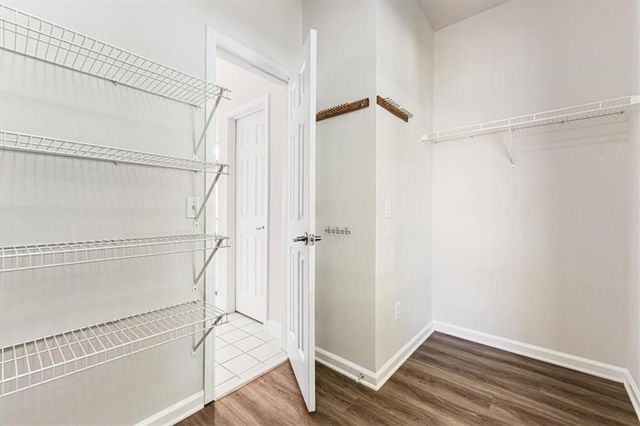 455 Hillcrest View Drive, Suwanee, GA 30024