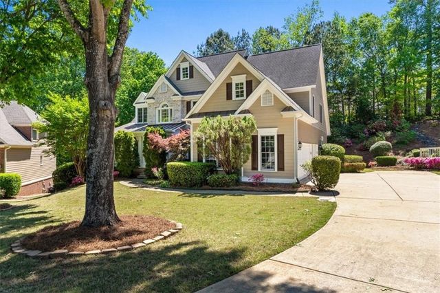 455 Hillcrest View Drive, Suwanee, GA 30024