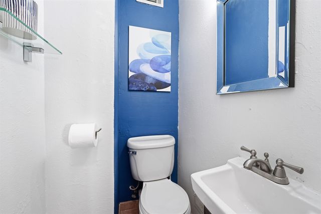 106 EAST 28TH ST, Bayonne, NJ 07002