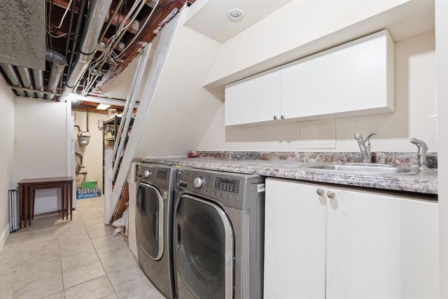 106 EAST 28TH ST, Bayonne, NJ 07002