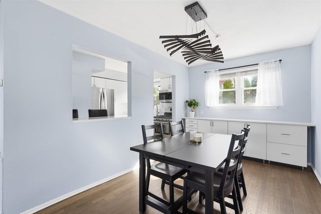 106 EAST 28TH ST, Bayonne, NJ 07002