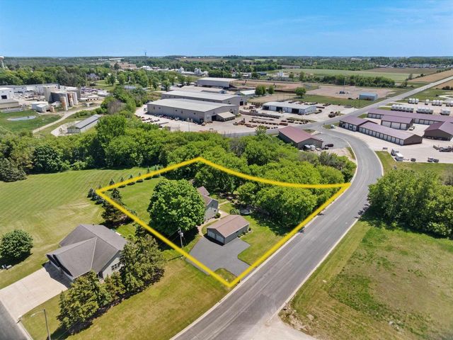 200 HAVEN LANE, Luxemburg, WI 54217