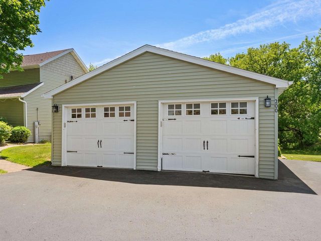 200 HAVEN LANE, Luxemburg, WI 54217