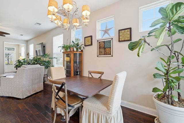 1065 Ashley Garden Boulevard, Charleston, SC 29403