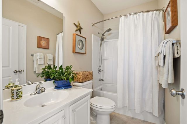 1065 Ashley Garden Boulevard, Charleston, SC 29403