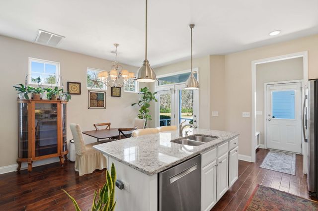 1065 Ashley Garden Boulevard, Charleston, SC 29403