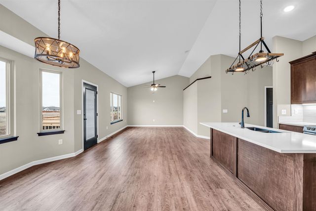 2594 Spring Meadows Ct, Derby, KS 67037